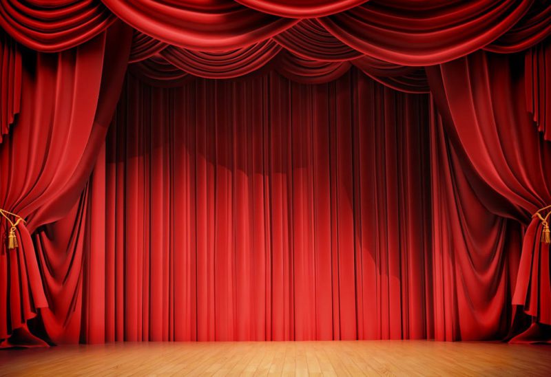 thinkstockphotos 508496542 red curtains 1920 wide 1024x701 1 e1689938539728