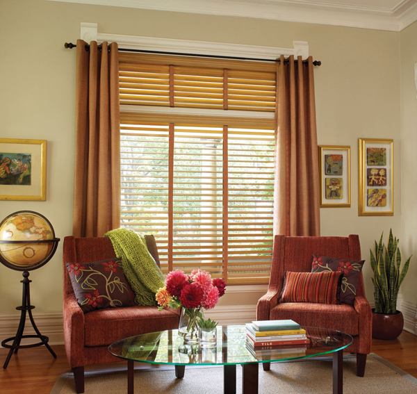 Rèm gỗ sồi sở hữu ưu điểm dễ dàng điều chỉnh ánh sáng tốt